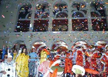 Σε ρυθμούς καρναβαλιού η Πολιτιστική Πρωτεύουσα της Ευρώπης Πάτρα