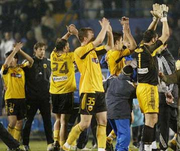 Γλιτώνει τελικά το νυστέρι ο Σαπάνης, αμυγδαλίτιδα ταλαιπωρεί τον Μάλμπασα