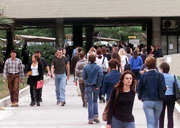 Στο χορό των απεργιακών κινητοποιήσεων από το Μάρτιο οι καθηγητές των πανεπιστημίων