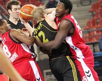 «Εμφύλιος» Αρη-Πανιωνίου μέρος δεύτερο για το ULEB Cup