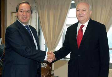 Συνάντηση Αλογοσκούφη με τον Ισπανό υπουργό Εξωτερικών Μιγκέλ Μορατίνος