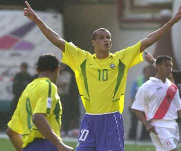 Υποψήφιος για μία θέση στη «σελεσάο» του Μουντιάλ της Γερμανίας ο Ριβάλντο