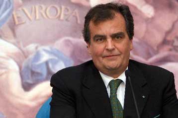 Απίστευτες δηλώσεις Ιταλού υπουργού που ζητά σύγχρονη Σταυροφορία