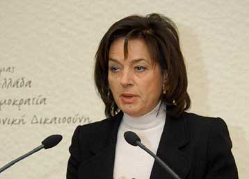 Κόντρα στη Βουλή για την οικονομία με αφορμή επίσκεψη της Β.Παπανδρέου στις Βρυξέλλες