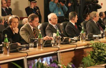 Ανοιχτό το ενδεχόμενο φιλοξενίας ρωσικών πολεμικών πλοίων στη Σούδα