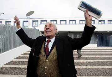 Ιταλικό δικαστήριο απορρίπτει μήνυση για την …ύπαρξη του Θεού