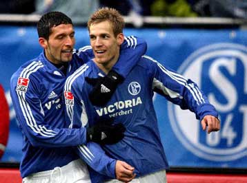 Σούπερ σκορ για τη Σάλκε, 7-4 την Λεβερκούζεν