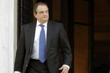 Συσκέψεις στο Μαξίμου για την υπόθεση των υποκλοπών