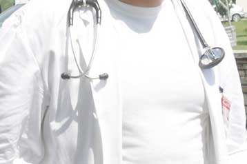 Μπορούν -υπό όρους- να εργαστούν στη χώρα πτυχιούχοι γιατροί από τα 10 νέα μέλη της ΕΕ