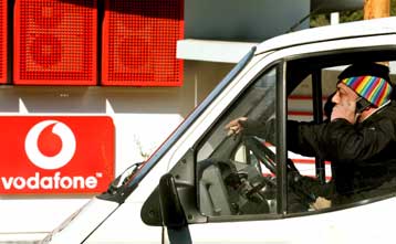 Πυροβολισμοί κατά φορτηγού που μετέφερε είδη της Vodafone