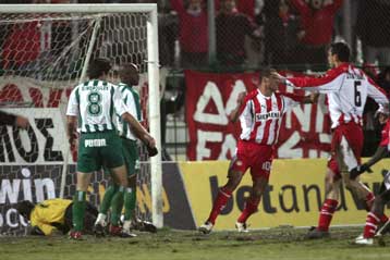 Ριβάλντο εσύ… ο Ολυμπιακός 1-0 τον Ακράτητο