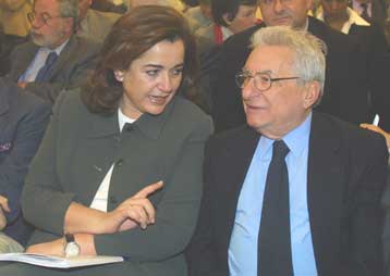 Αποχώρηση Μολυβιάτη από το δημόσιο βίο – Θα υπηρετήσω τη χώρα, λέει η Ντ.Μπακογιάννη