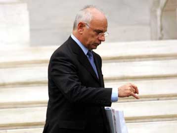 Η πικρία των υπουργών που έφυγαν από την κυβέρνηση