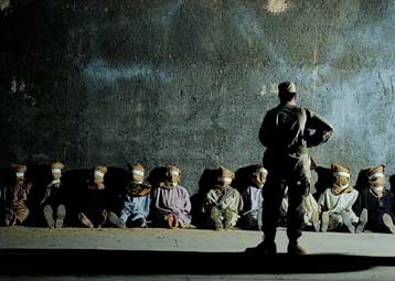 Μείζονα πολιτικά ζητήματα της εποχής στο «φακό» της 56ης Μπερλινάλε