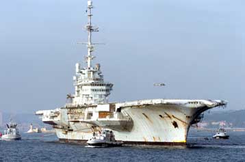 Εντολή για επιστροφή του «τοξικού» Κλεμανσό από την Ινδία έδωσε ο Σιράκ