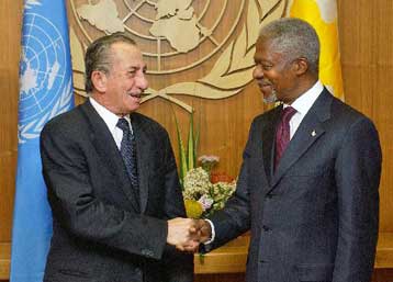 Συνάντηση Τάσσου Παπαδόπουλου και Κόφι Ανάν στις 28 Φεβρουαρίου στο Παρίσι