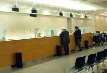 Συντηρητικός και οπαδός των τραπεζικών καταθέσεων ο Έλληνας επενδυτής