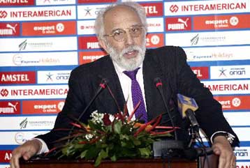 Παραίτηση Λυκουρέζου από την προεδρία της ΕΠΑΕ