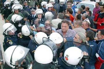 Καταδίκη εργαζομένων για επεισόδια σε κινητοποιήσεις του 2001