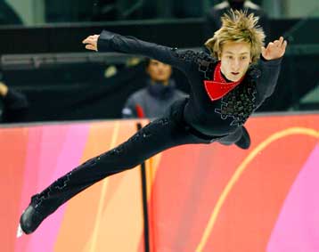 Κυρίαρχος του καλλιτεχνικού πατινάζ ο Πλούσενκο-Ντοπέ η Πίλεβα, «αργυρή» στο δίαθλο