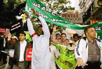 Και στο Χονγκ Κονγκ διαδηλώσεις διαμαρτυρίας για τα σκίτσα του Μωάμεθ