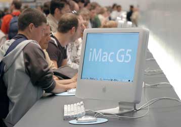 Οι Mac για πρώτη φορά στο στόχαστρο χάκερ – Η Apple αντιδρά με ομοιοκαταληξίες