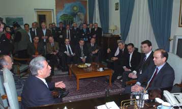 Συνεργασία και περισσότερες θυσίες ζήτησε από τον ΣΕΒ ο Σάββας Τσιτουρίδης