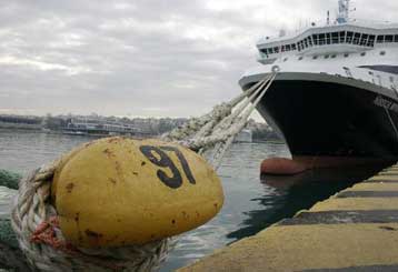 Παράταση της απεργίας μέχρι την Τετάρτη αποφάσισαν οι ναυτικοί