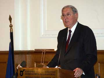 Συστάσεις της ΤτΕ προς τους οφειλέτες τραπεζών για παραπλανητικές διαφημίσεις