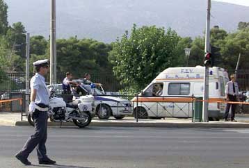 Αιματηρή συμπλοκή μεταξύ αλλοδαπών στον Κολωνό