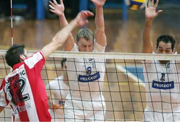 Με 3-0 σετ πέρασε ο Ολυμπιακός από την Κυψέλη και βλέπει στο «αιώνιο» ντέρμπι