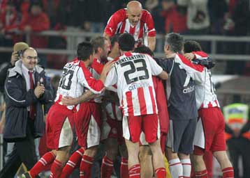 Ακόμα ένα ρεκόρ θέλει να καταρρίψει ο Ολυμπιακός, περνώντας νικηφόρα από την Τούμπα