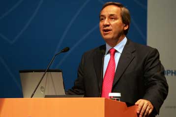 Αύξηση κατά 13,1% στις εξαγωγές το 2005 επισήμανε ο Γ.Αλογοσκούφης