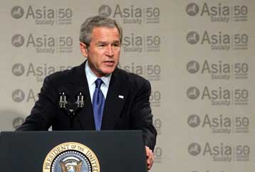 «Προειδοποίηση» Μπους στην Ινδία για το πυρηνικό της πρόγραμμα