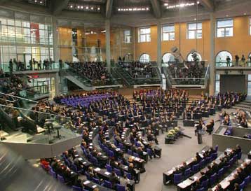 Η γερμανική αντικατασκοπία δεν βοήθησε τις ΗΠΑ στο Ιράκ, αποφαίνεται η Βουλή