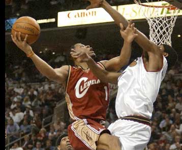 Ο Αϊβερσον δεν άφησε περιθώρια στους Καβαλίερς