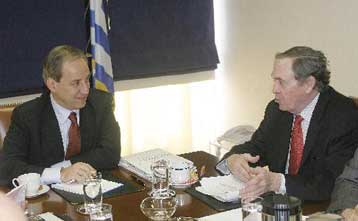 Με τον γγ του ΟΟΣΑ συναντήθηκε στο Παρίσι ο Γ.Αλογοσκούφης