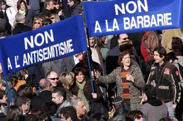 Μαζική διαδήλωση στη Γαλλία για την καταδίκη της δολοφονίας νεαρού εβραίου