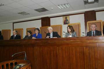 Με τις επιθέσεις κατά Αμερικανών στρατιωτικών συνεχίστηκε η δευτεροβάθμια δίκη της 17Ν