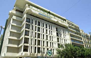 Πράσινο φως για αποκρατικοποιήσεις με αιχμή την Εμπορική Τράπεζα