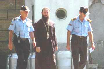 Σε οκτώ μήνες μειώθηκε η ποινή του μητροπολίτη Ιωάννη στην ΠΓΔΜ