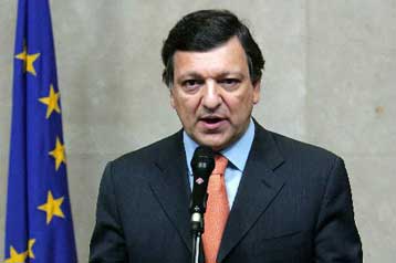 Παρέμβαση Κομισιόν στην κόντρα Ιταλίας – Γαλλίας για τις συγχωνεύσεις στην ενέργεια