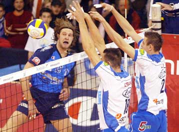 Έκανε το χρέος του ο Ηρακλής, 3-0 σετ την Σκρα στον πρώτο προημιτελικό