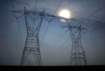 Φιλόδοξο σχέδιο καλωδιακών διασυνδέσεων με Ιταλία και νησιά Αιγαίου από τη ΔΕΗ