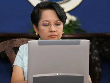 Αρση της κατάστασης εκτάκτου ανάγκης ανακοίνωσε η πρόεδρος των Φιλιππίνων