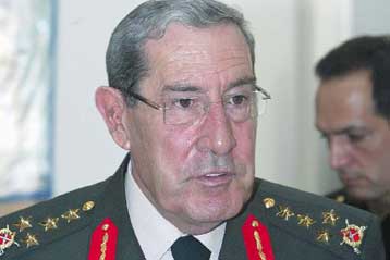 Έρευνα εις βάρος του αρχηγού του τουρκικού Στρατού Ξηράς ζητούν οι εισαγγελικές αρχές