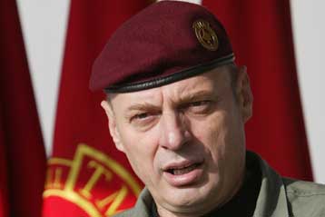 Νέα κυβέρνηση συγκροτήθηκε στο Κόσοβο μετά το διορισμό Τσέκου