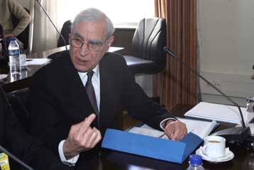 Πόρισμα-φωτιά της ΑΔΑΕ για τις υποκλοπές στη Βουλή