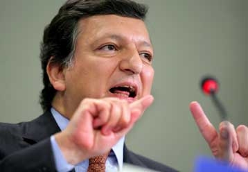 «Καθαρότερη» ενέργεια και πετρελαϊκή απεξάρτηση ζητά από τους «25» ο Ζοζέ Μπαρόζο