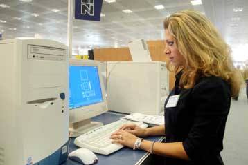 Ποιες είναι οι προθεσμίες υποβολής των δηλώσεων του 2006 μέσω Διαδικτύου